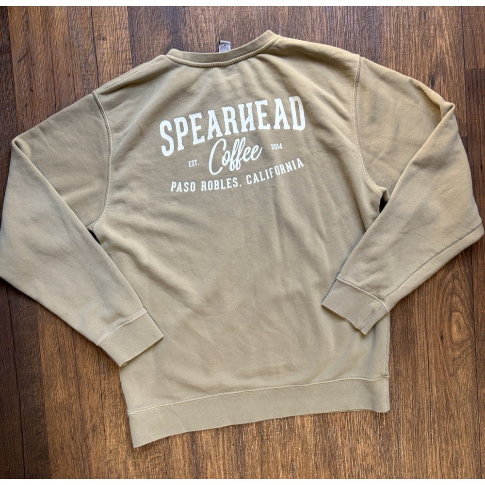 Men's Spearhead Sweatshirt Beige Spell-Out Logo M Drip Latte Coffee Paso Robles